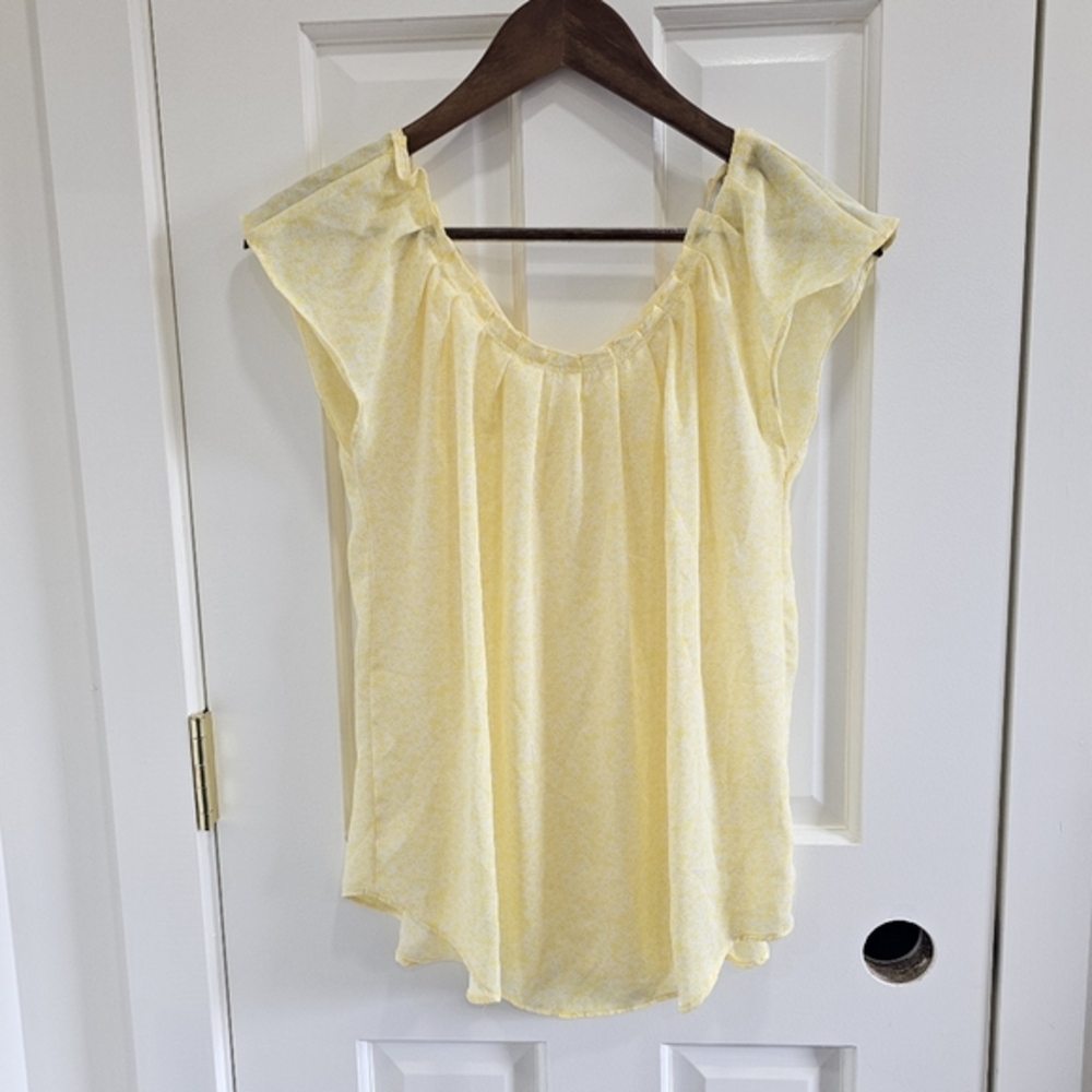 LC Lauren Conrad Light Yellow‎ Blouse Size Small